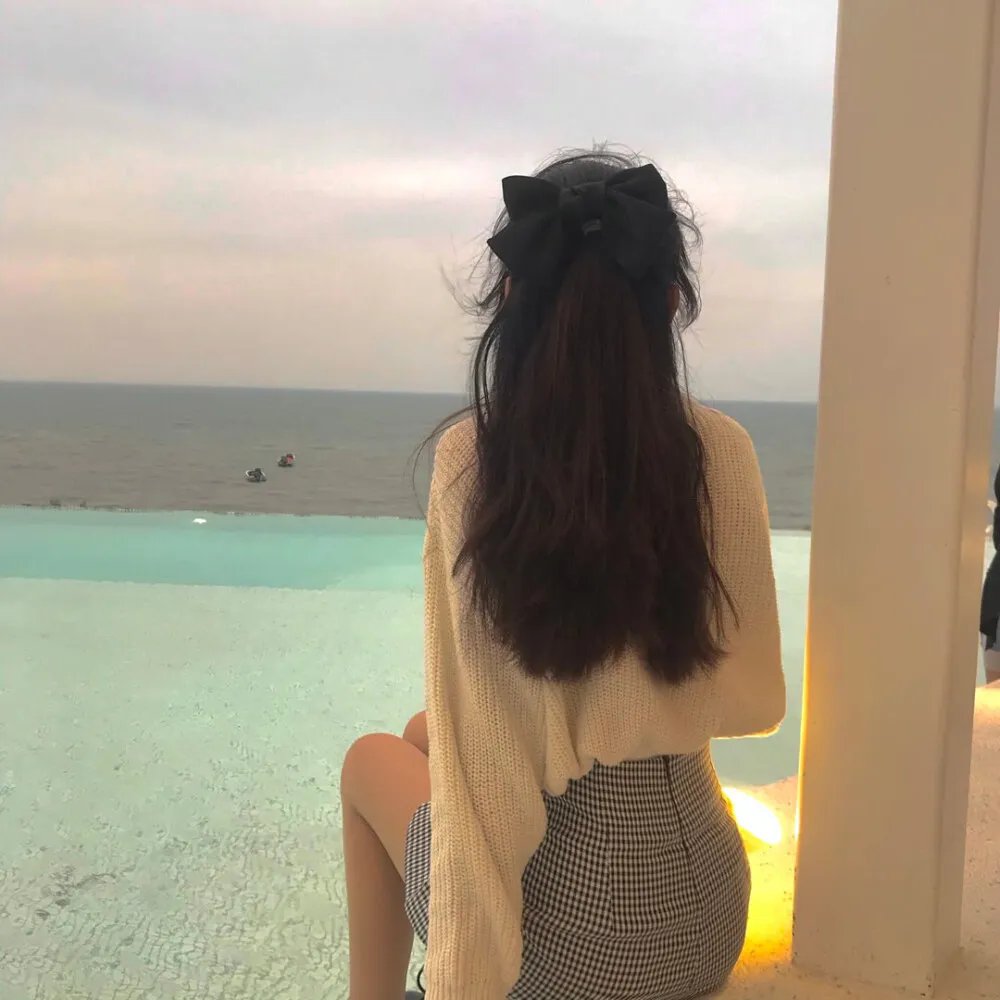 女性集中营